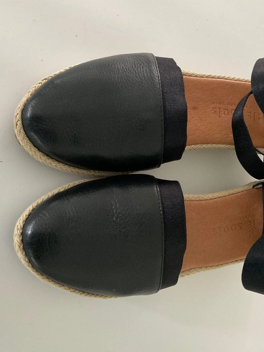 GENTLE SOULS by KENNETH COLE Noa Beth Black Leather Espadrille Sandals Size 8.5